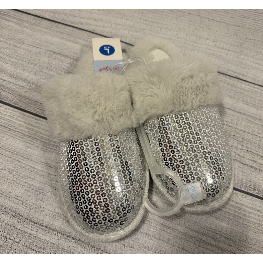 NWT Cat & Jack Silver Sequin White Fur Slippers Youth Size 4/5 Women's 5.5/6.5